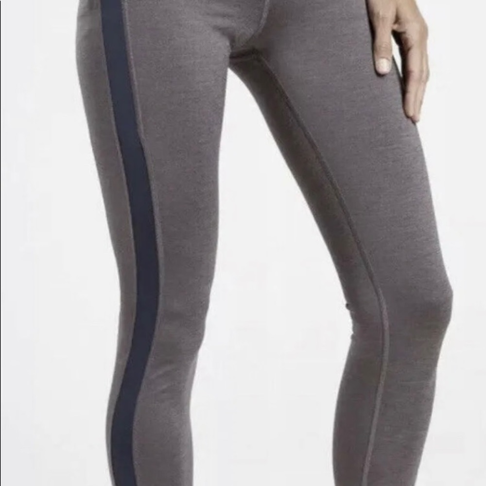 Athleta Ultimate Stash leggings